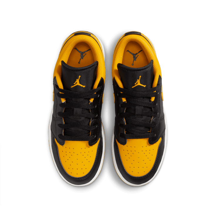 Jordan 1 Low Yellow Ochre (GS) Angle 1