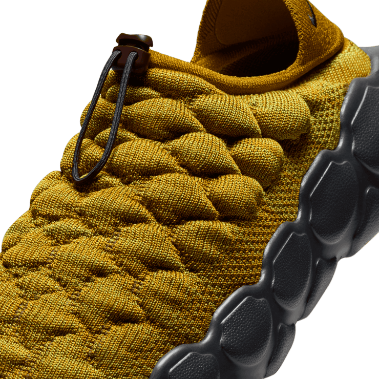 Nike Flyknit Haven Bronzine (W) Angle 4