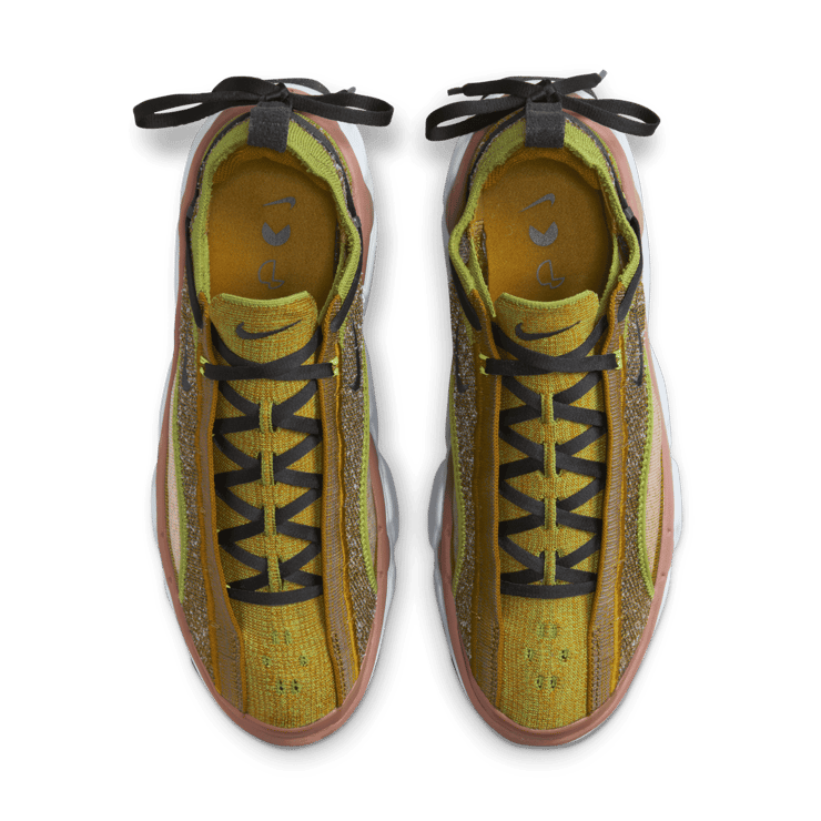 Nike WMNS Flyknit Bloom Bronzine Angle 1