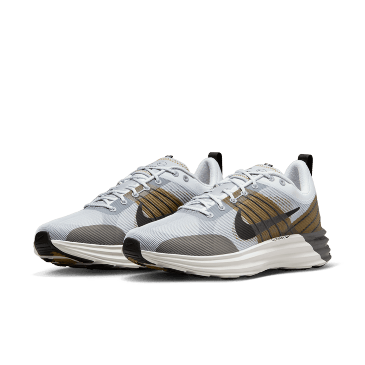 Nike Lunar Roam Pure Platinum Desert Moss Angle 2