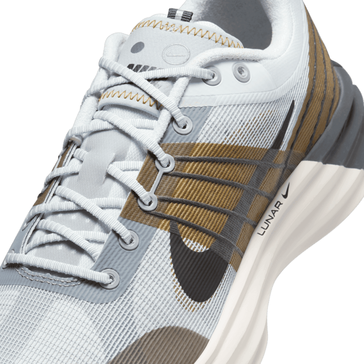 Nike Lunar Roam Pure Platinum Desert Moss Angle 4