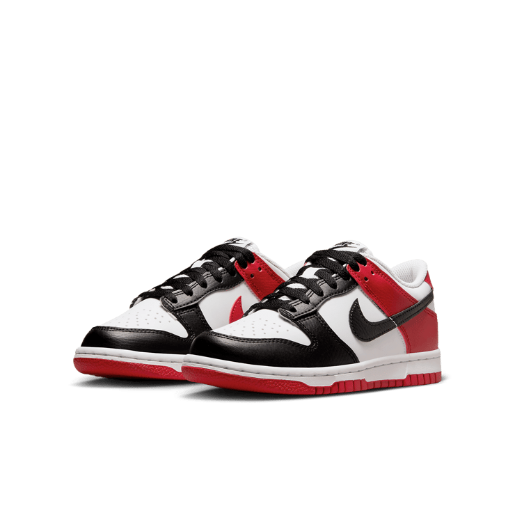 Nike Dunk Low Black Toe (GS) Angle 2