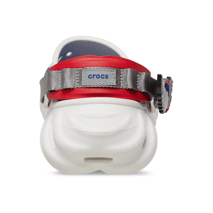 Crocs Echo Clog Marvel Captain America Sam Wilson Angle 4