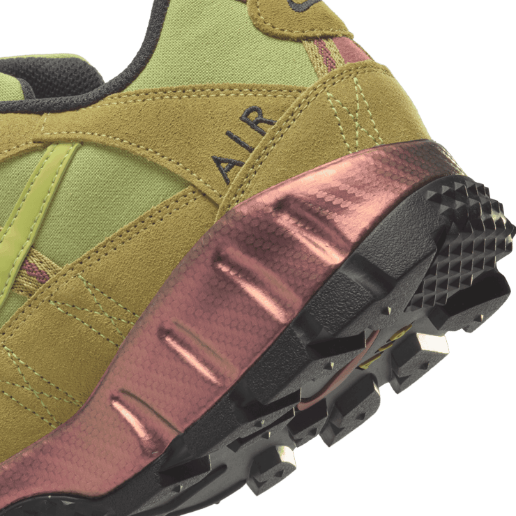 Nike Air Humara Angle 5