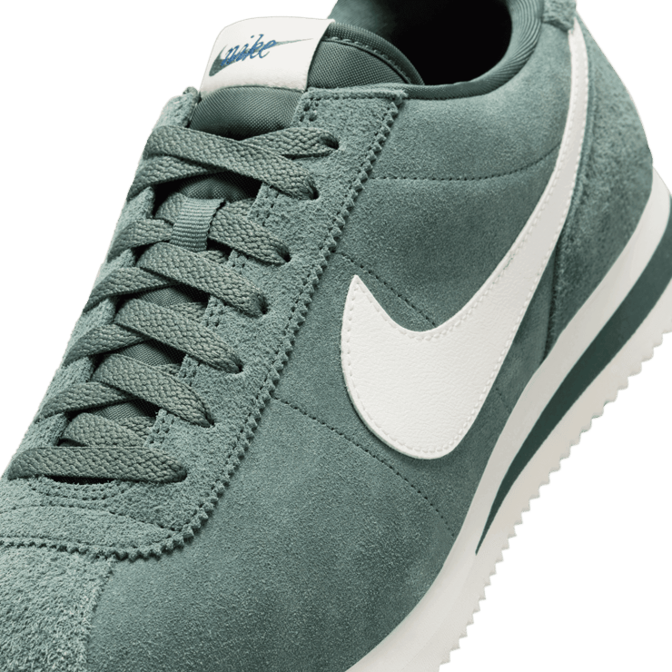 Nike Cortez 'Vintage Green' Angle 4