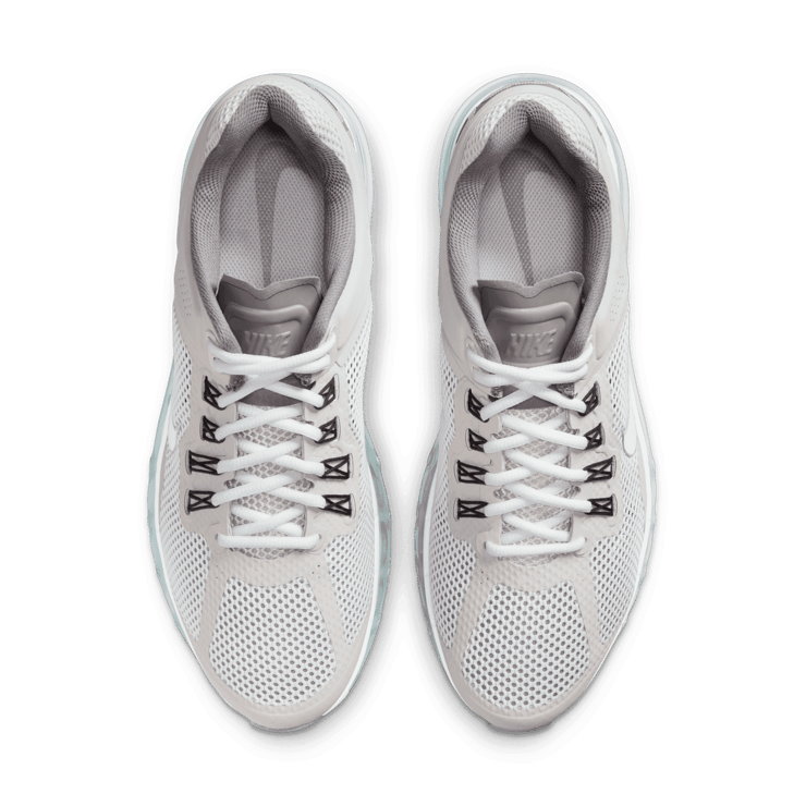 Nike Air Max 2013 Angle 1