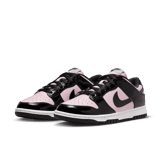 スニーカー Nike WMNS Dunk Low Essential Black Patent Leather DJ9955-600 Nike WMNS Dunk Low Essential Black Patent Leather DJ9955-600