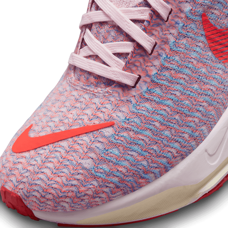 Nike ZoomX Invincible 3 'Pink Foam Racer Blue' (W) Angle 4