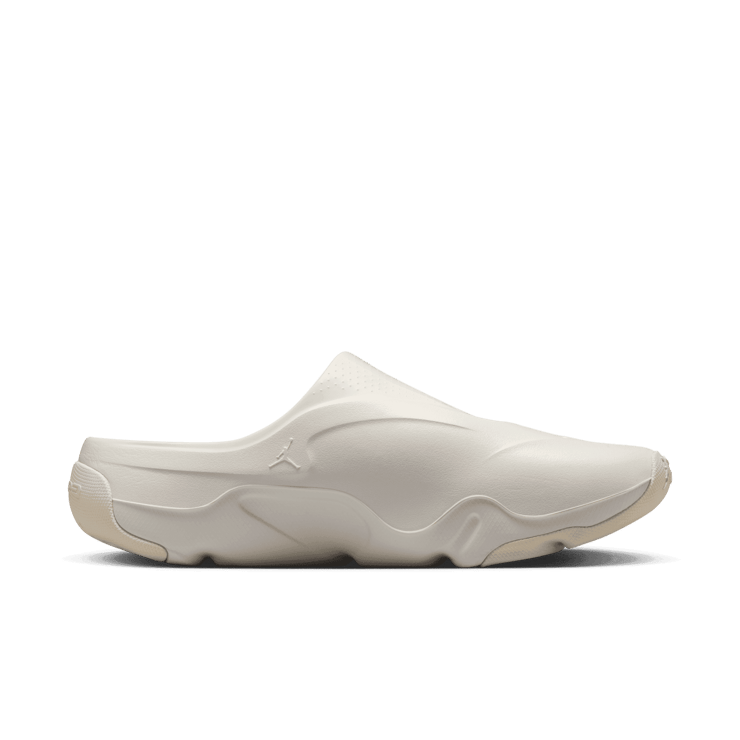 Jordan Roam Sail Angle 1
