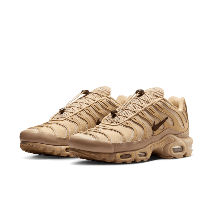 Nike Air Max Plus Handcrafted Sesame Angle 2