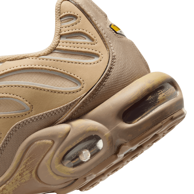 Nike Air Max Plus Handcrafted Sesame Angle 5