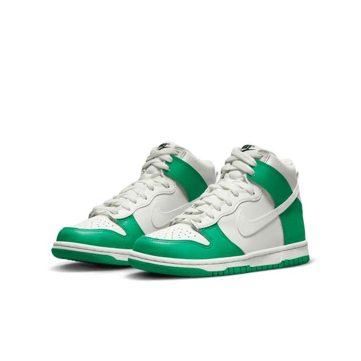 Nike Dunk High Phantom Stadium Green (GS) Angle 2