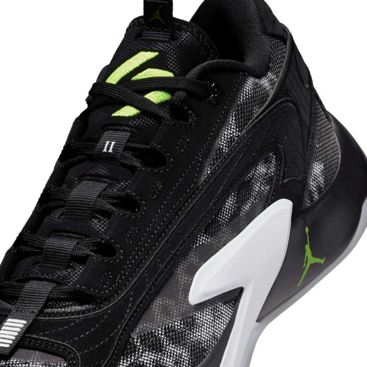 Jordan Luka 2 Black Volt Angle 4