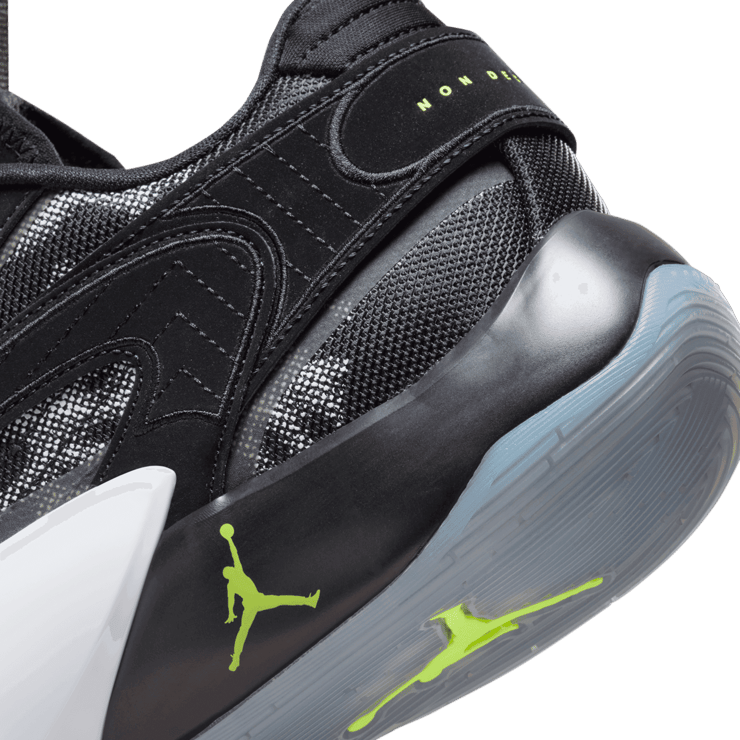 Jordan Luka 2 Black Volt Angle 5