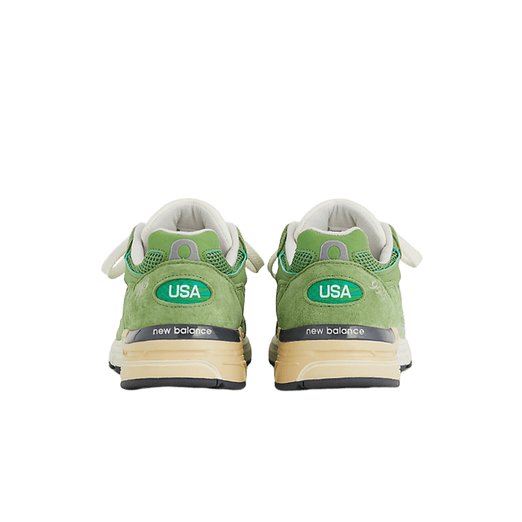 New Balance 993 Made in USA Chive Angle 1