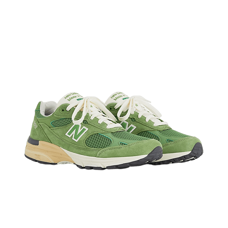New Balance 993 Made in USA Chive Angle 2