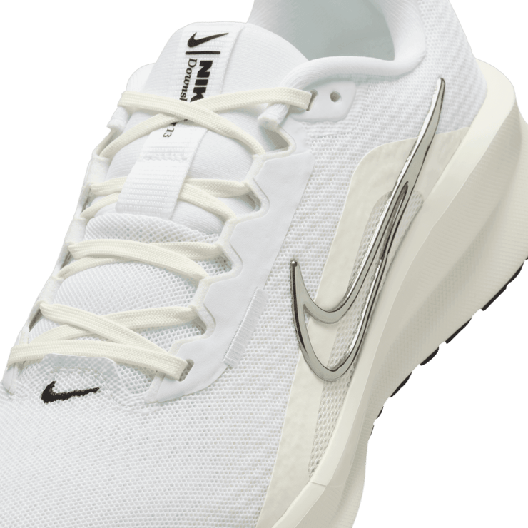 Nike Downshifter 13 Road Angle 4