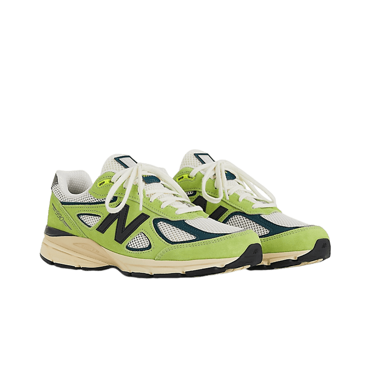 New Balance 990v4 Made in USA Hi-Res Angle 2