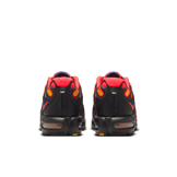 Nike Air Max Plus Drift Black Bright Crimson Angle 3