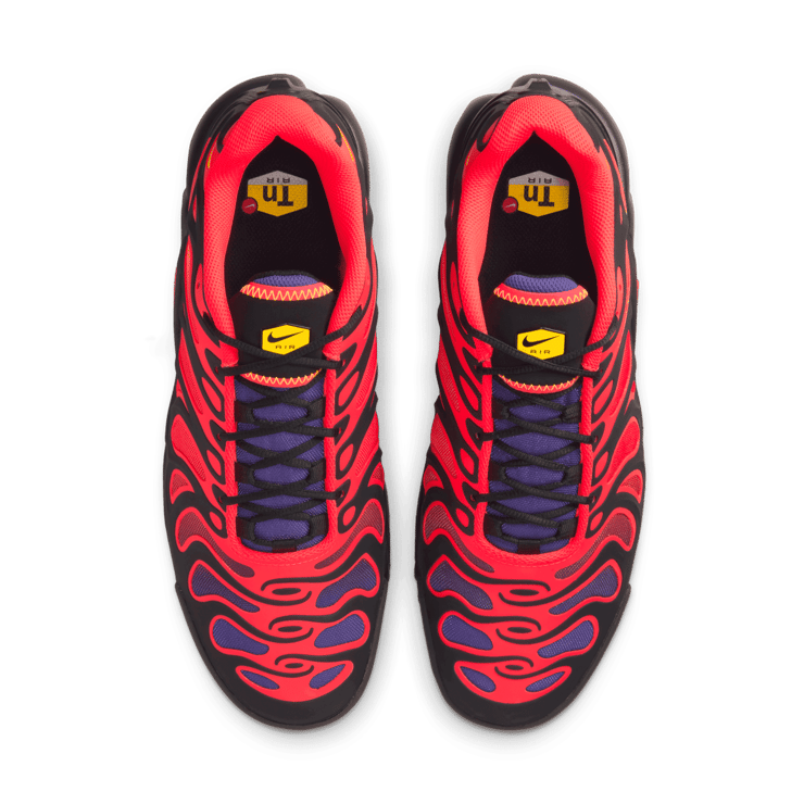 Nike Air Max Plus Drift Black Bright Crimson Angle 1