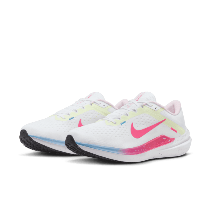 Nike Air Winflo 10 'White Hyper Pink Volt' (W) Angle 2