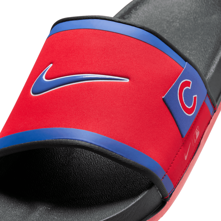 Nike Offcourt (Chicago Cubs) Offcourt Slides Angle 3