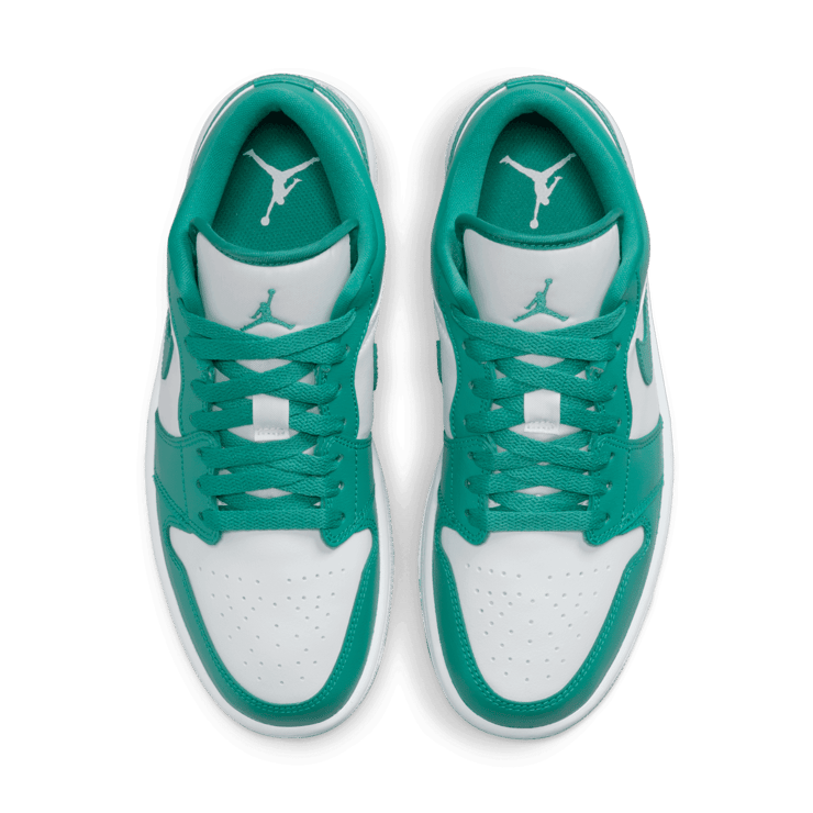 Jordan 1 Low New Emerald (W) Angle 1