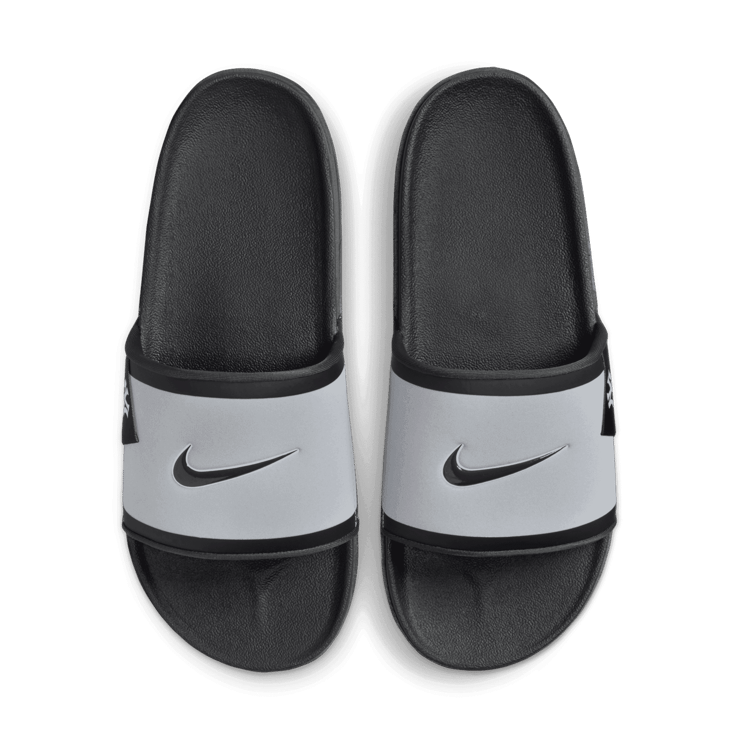 Nike Offcourt (New York Yankees) Offcourt Slides Angle 2