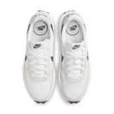 Nike Waffle Nav Angle 1