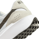 Nike Waffle Nav Angle 5