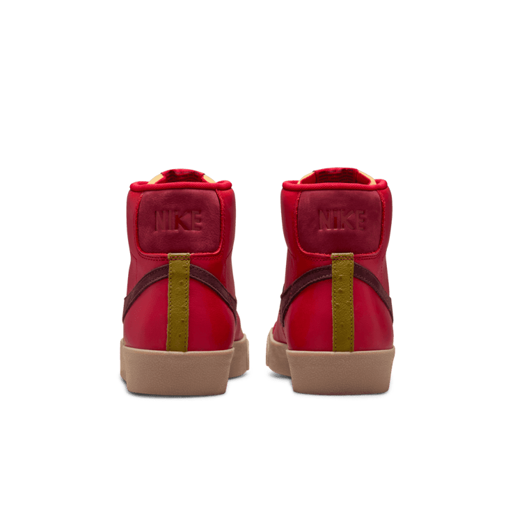 Nike Blazer Mid 77 Layers of Love Angle 3