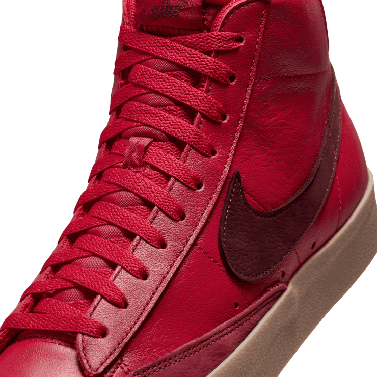 Nike Blazer Mid 77 Layers of Love Angle 4