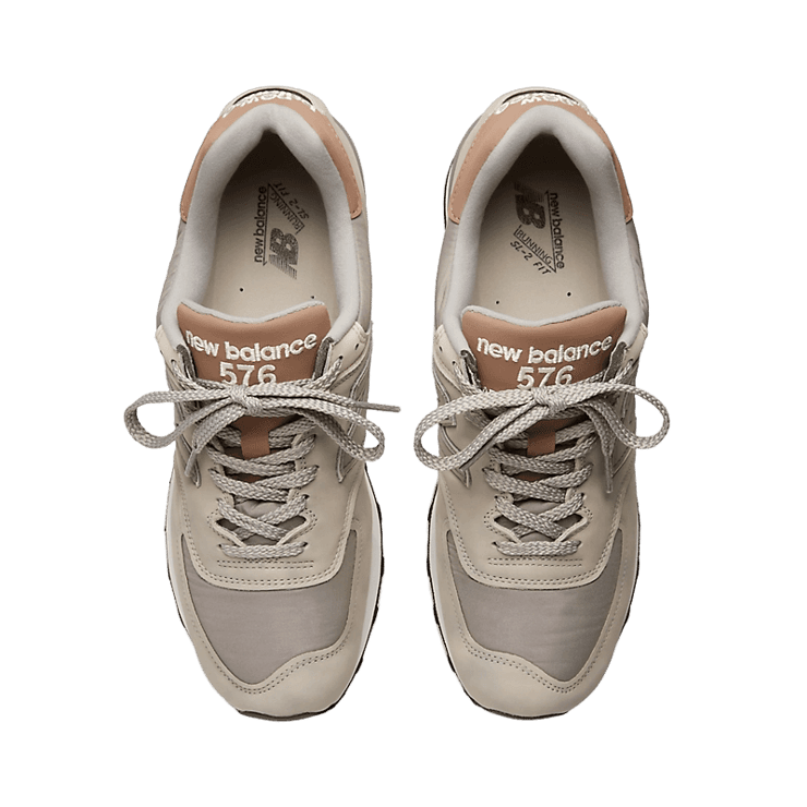 柚 The New Balance 576 Appears in 