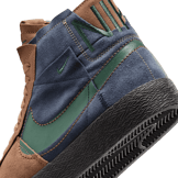 Nike SB Zoom Blazer Mid Premium Skate Angle 5
