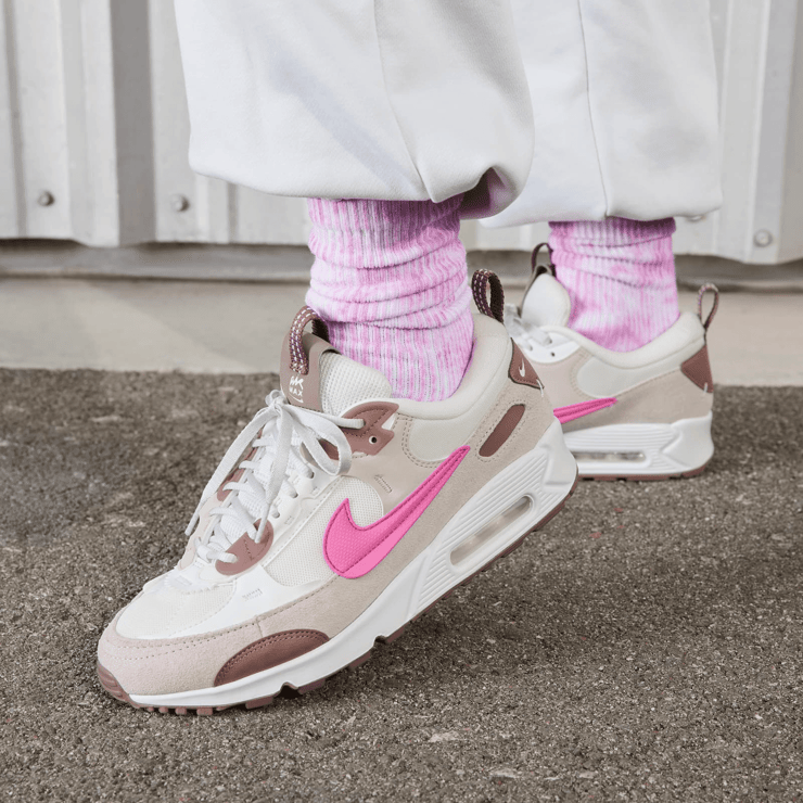 Nike Air Max 90 Futura Angle 0