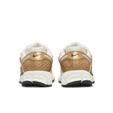 Nike Zoom Vomero 5 Gold (W) Angle 4