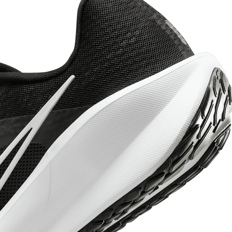 Nike Downshifter 13 Road Angle 5