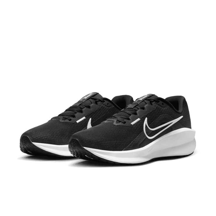Nike Downshifter 13 Road Angle 2