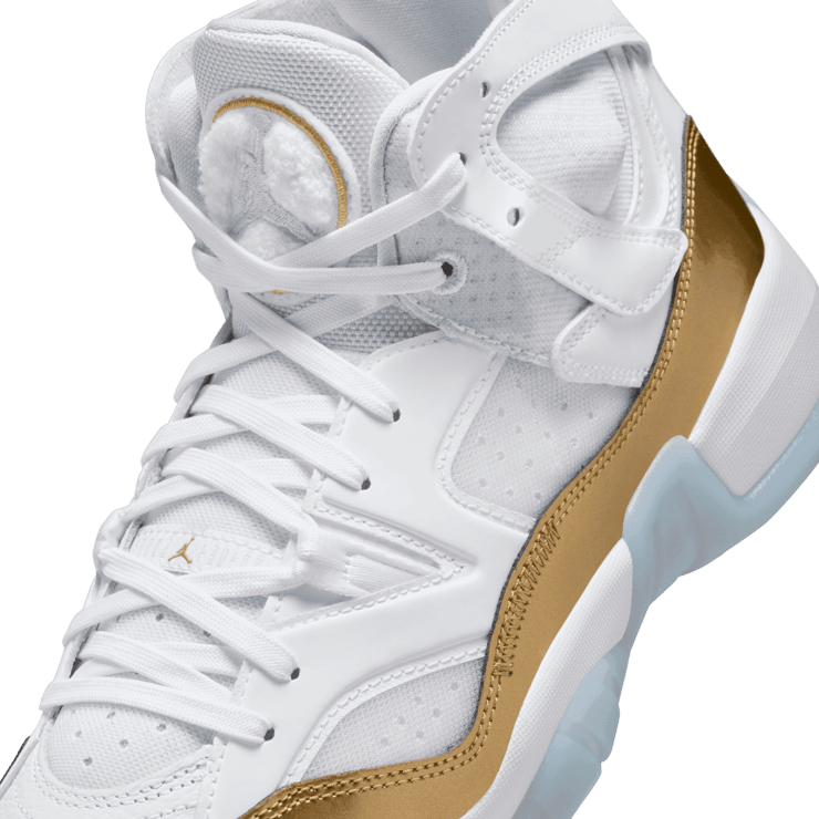 Nike Jumpman Two Trey Angle 4