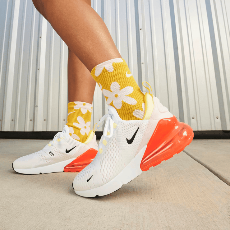 Nike Air Max 270 Angle 0