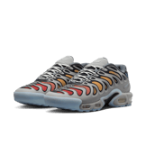 Nike Air Max Plus Drift Light Smoke Grey Angle 2