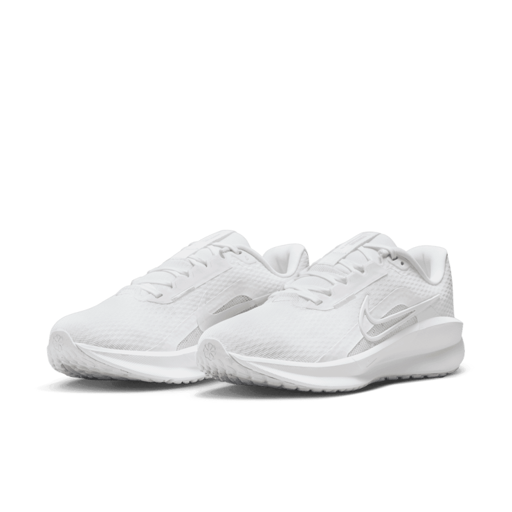 Nike Downshifter 13 Road Angle 2