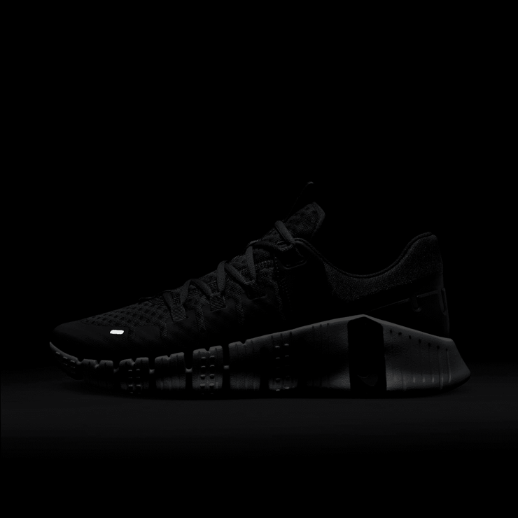 Nike Free Metcon 5 'Smoke Grey' Angle 6