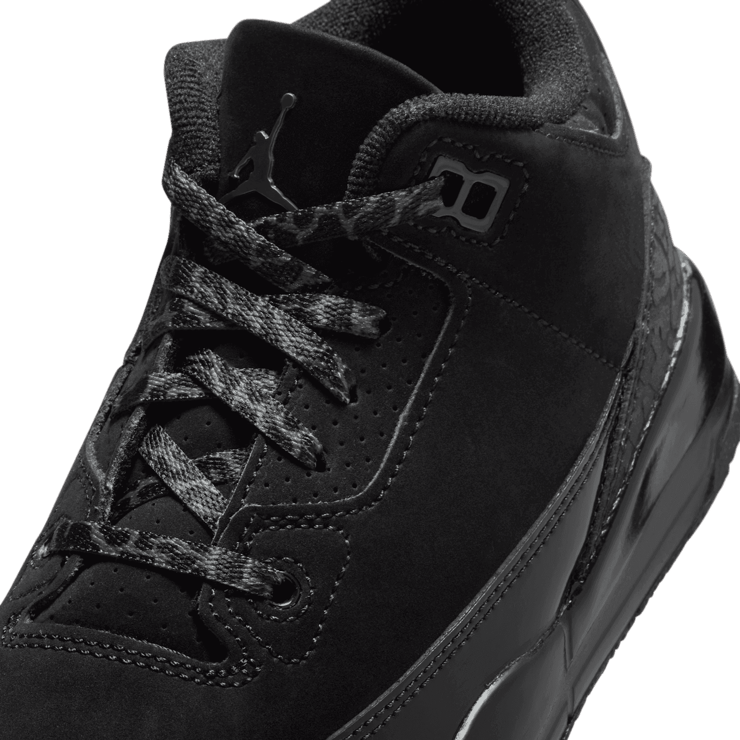 Air Jordan 3 Retro Black Cat (PS) Angle 4