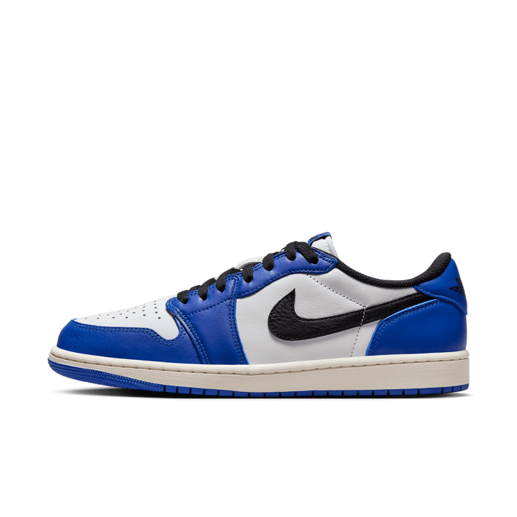 Air Jordan 1 Retro Low OG Game Royal Angle 0