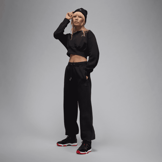 Air Jordan 11 Retro Bred Velvet (W) Angle 6