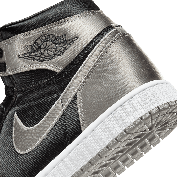 Air Jordan 1 Retro High OG Satin Shadow (W) Angle 5
