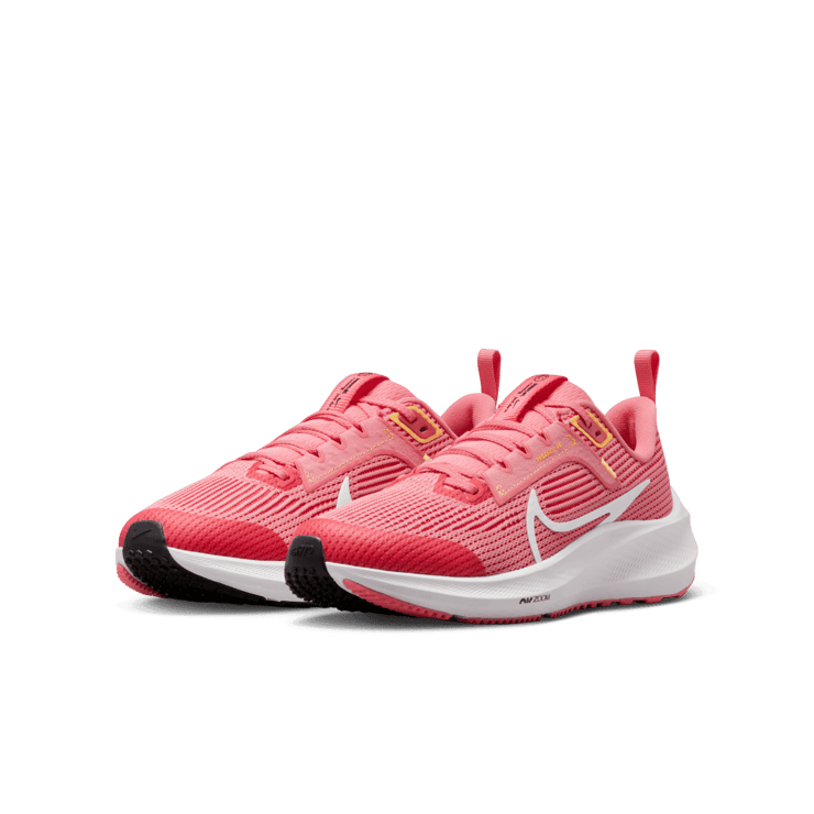 Nike Air Zoom Pegasus 40 GS 'Coral Chalk' Angle 2