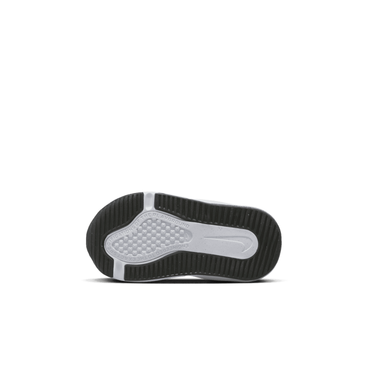 Nike Air Max 270 GO TD 'White Black' Angle 0