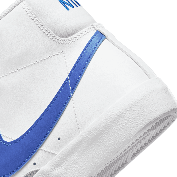 Nike Blazer Mid '77 GS 'Game Royal' Angle 5